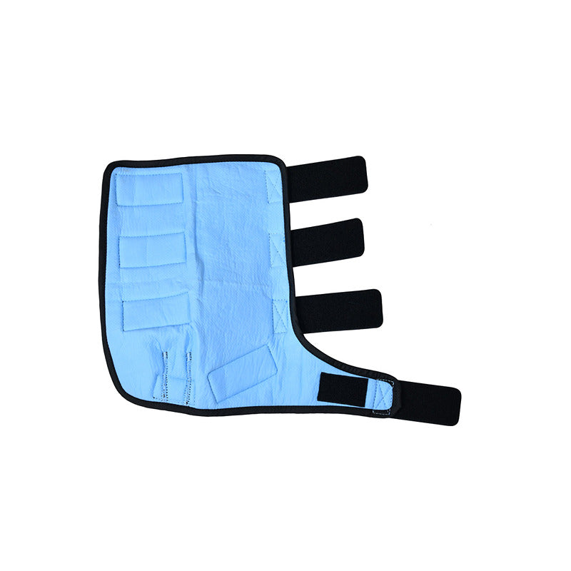 Weatherbeeta Therapy-Tec Cold Water Boots Black/Blue for horse recovery and equestrian therapy.