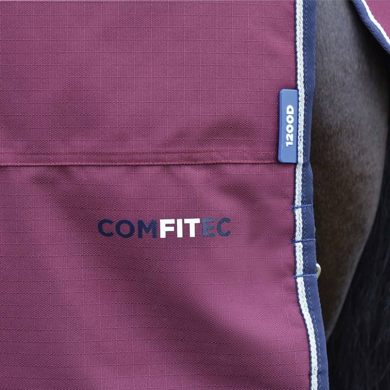 Close-up of a Weatherbeeta Comfitec Essential 220g rug in Burgundy/Navy.