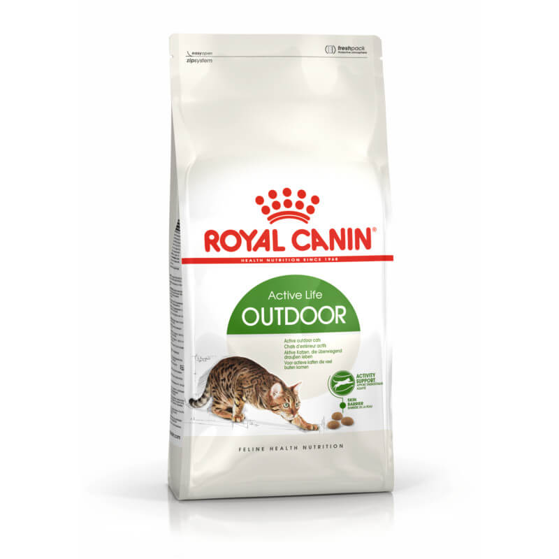 Royal Canin Outdoor cat food supports immune & digestive health for active outdoor cats.