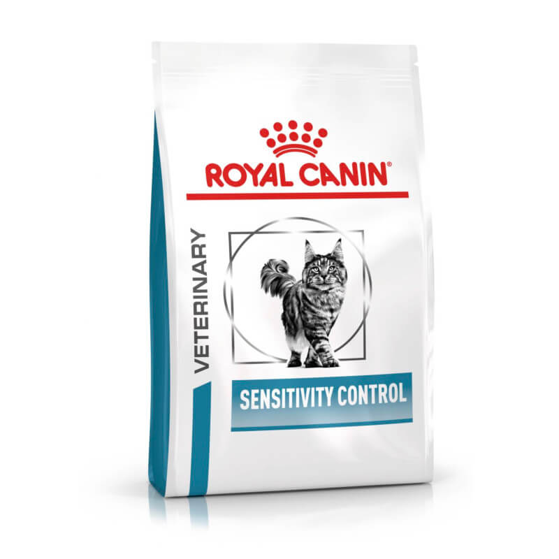 White bag of Royal Canin Veterinary Feline Sensitivity Control cat food with a cat on front.
