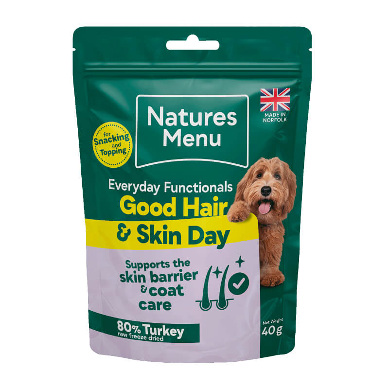 Natures Menu Good Hair & Skin Day 40g: grain-free dog treats with a cute dog illustration.