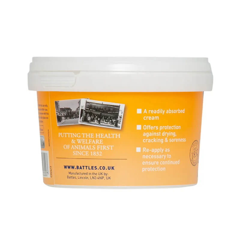 Battles Summer Fly Cream 400g tub with orange label; antibacterial; photos and text on side.