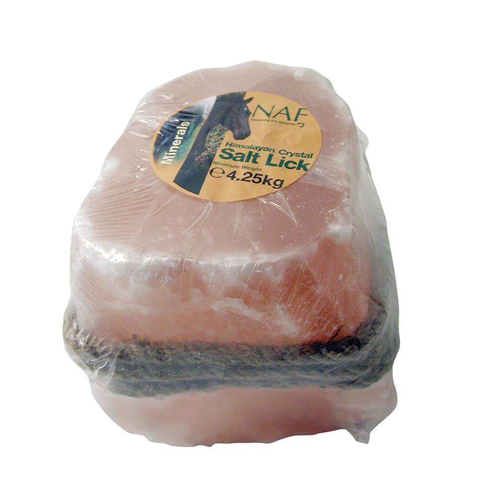 NAF Himalayan Salt Lick Large, 4.25 kg—pure salt for horses and animals in clear packaging.