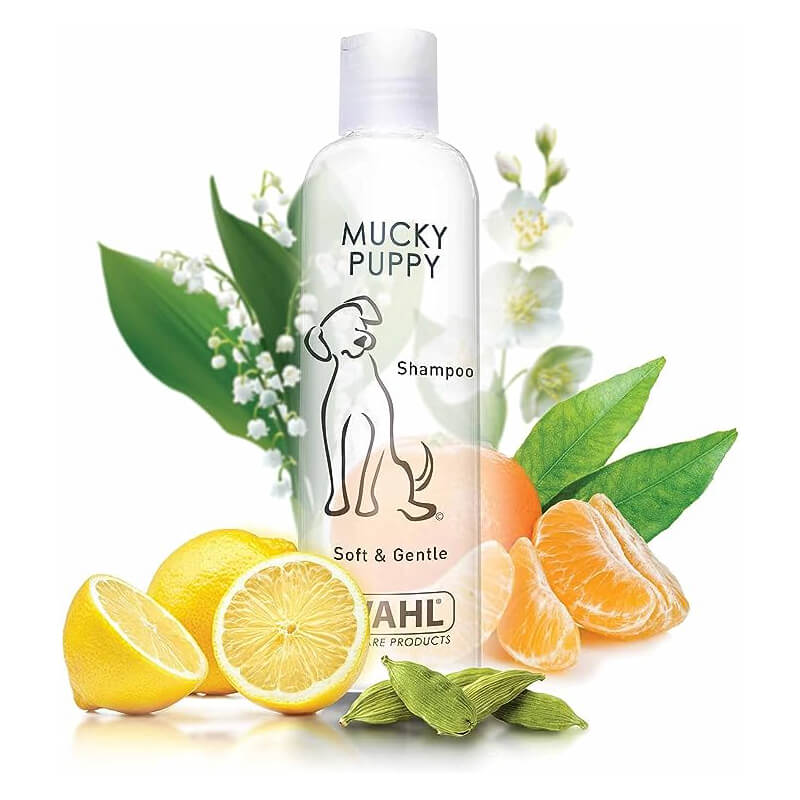 Wahl Mild Puppy Shampoo 250ml bottle for sensitive skin with citrus fruit and white flowers.