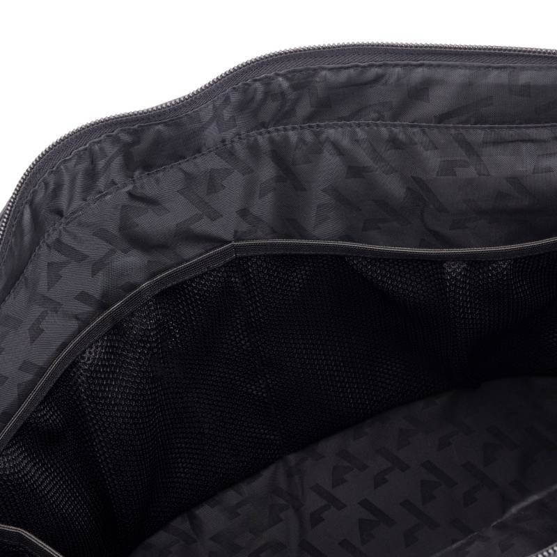 Aubrion React Tote Bag Black: stylish interior with patterned lining, mesh pocket, and zipper.