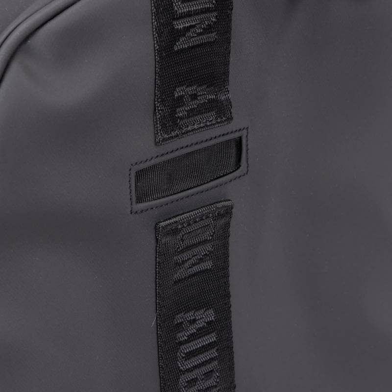 Close-up of padded strap on Aubrion React Long Boot Bag Black for added boot protection.