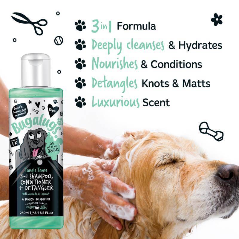 Washing a happy golden retriever with Bugalugs 3in1 Avocado & Coconut Tangle Tame Shampoo.