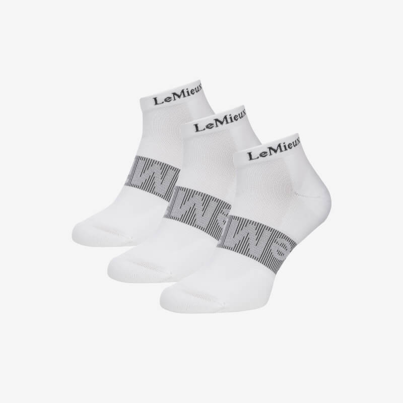 LeMieux Trainer Sock White 3pk with gray stripe and cushioned toe for comfort.