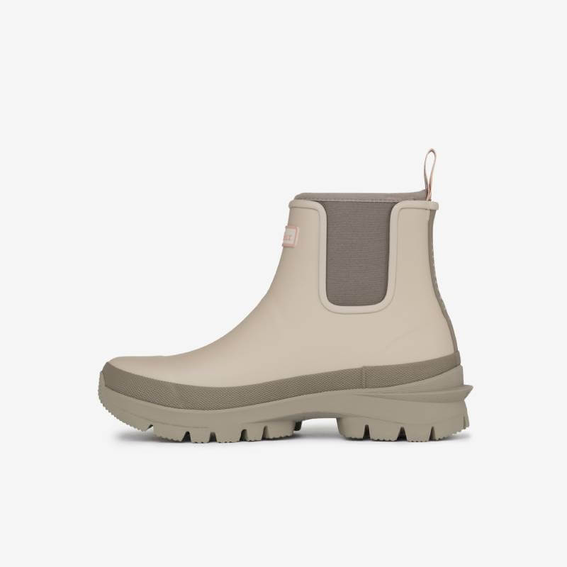 LeMieux Bramshaw Chelsea Welly Stone—stylish, waterproof boots with thick tread and gray panels.