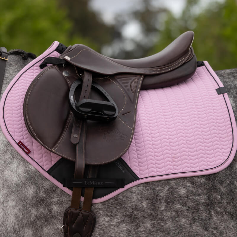LeMieux Essence Close Contact Square Fondant saddle pad with advanced cooling technology.