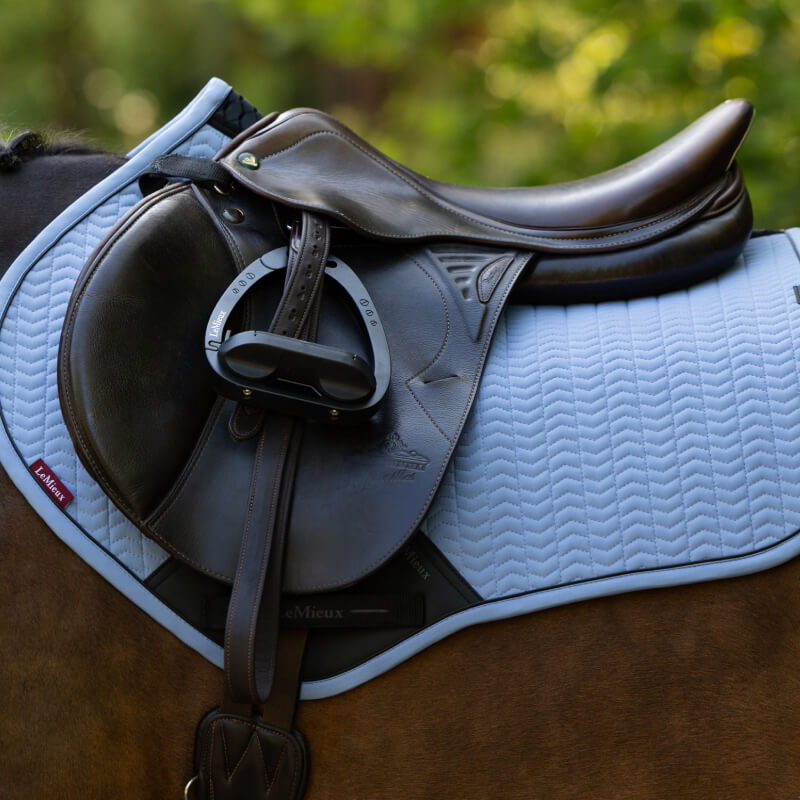 LeMieux Essence Close Contact Square Powder Blue saddle pad with advanced cooling technology.