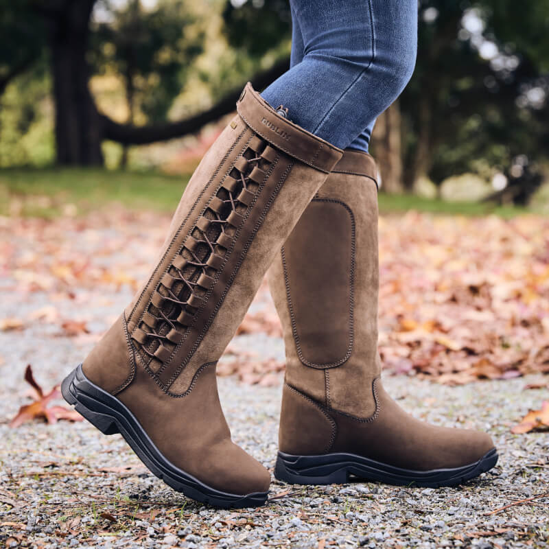 Dublin Pinnacle Boots III Chocolate—adjustable knee-highs, ideal for autumn walks.