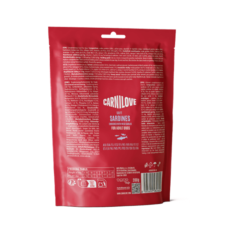 Carnilove Sardines with Wild Garlic Dog Treats 200g, grain free, soft treats in a running dog bag.