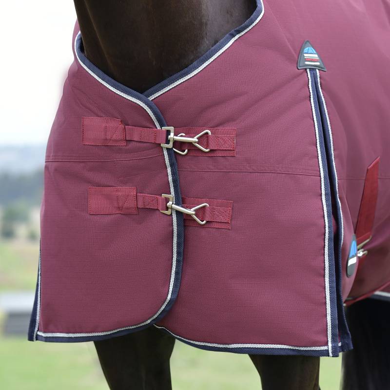 Weatherbeeta Comfitec Essential Standard Neck Turnout Rug Medium Weight 220g Burgundy/Navy