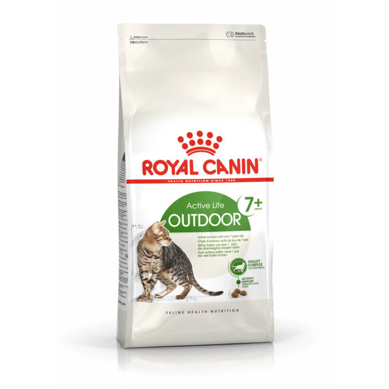 Royal Canin Outdoor 7+ cat food for senior outdoor cats’ vitality and joint support.