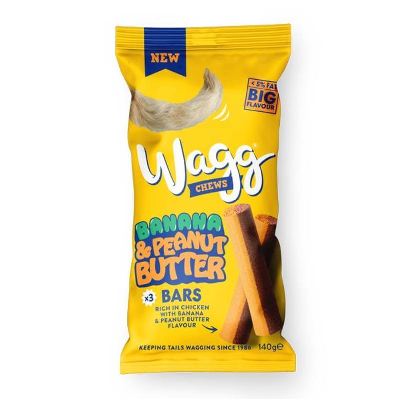 Wagg Chews Banana &amp; Peanut Butter Bars 140g—delicious dog treats in a yellow packet.