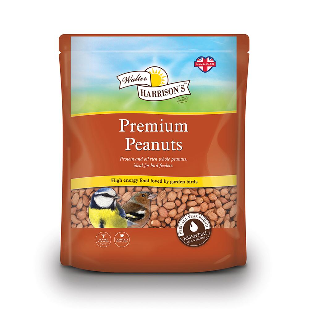 Harrisons Premium Peanuts bird food attracts garden birds.
