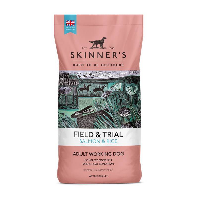 Pink bag of Skinners Field &amp; Trial Salmon &amp; Rice for adult working dogs.