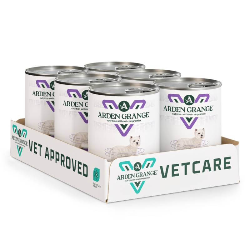 Six cans of Arden Grange VetCare Renal Dog 395g in a Vet Approved white display box.