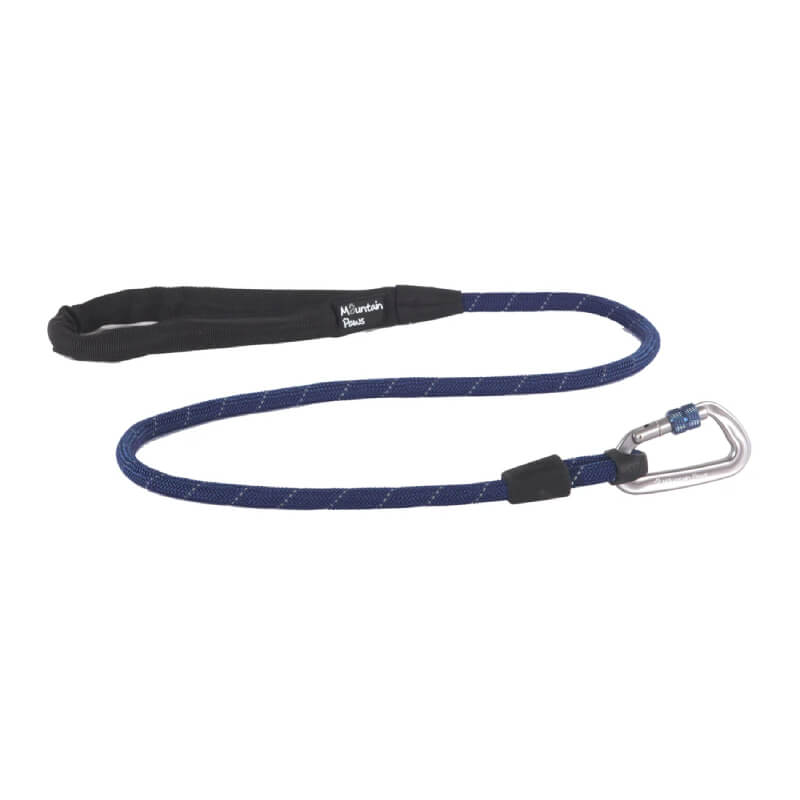 Mountain Paws Rope Dog Lead: reflective with black handle and a strong carabiner clip.