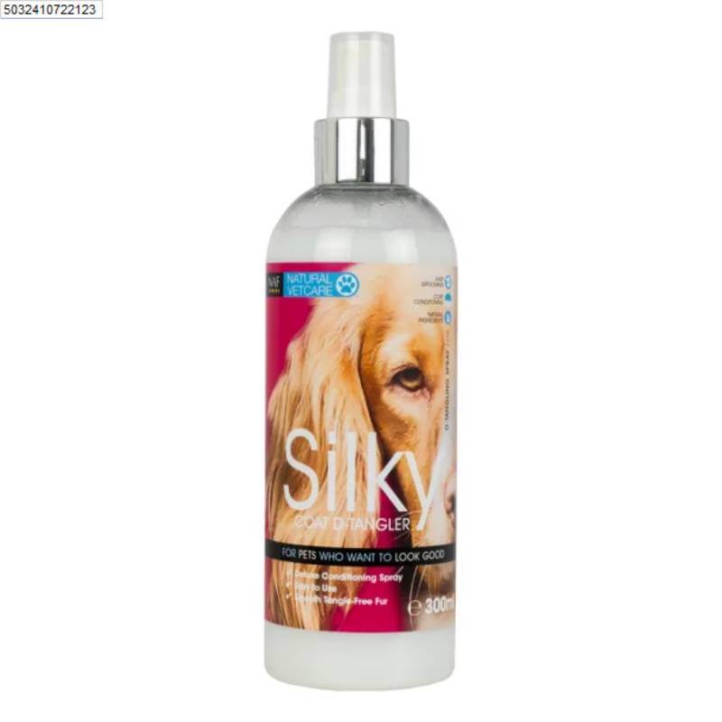 A 300ml bottle of NAF NVC Silky Spray conditioning detangler for dogs and cats.