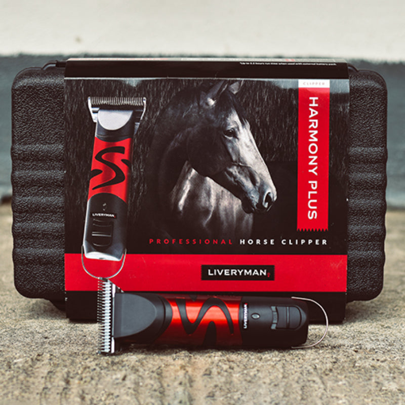 Liveryman Harmony Plus clipper kit with Wide Fine Blade 2.4mm and case.