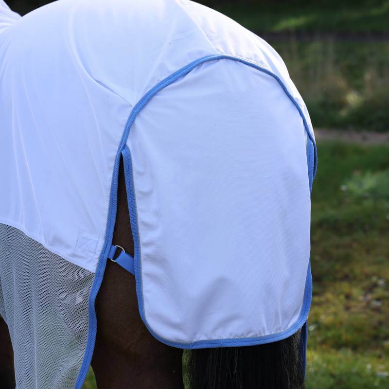 Shires Tempest Original Fly Mesh Combo Rug Sky provides UV protection and a detailed shoulder design.