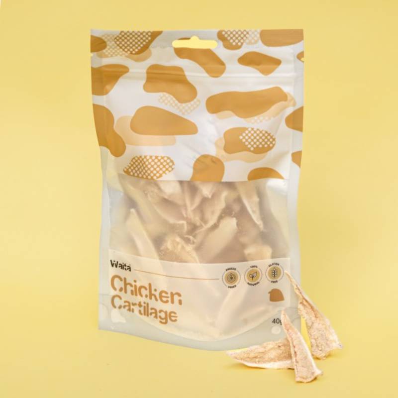 Waita Freeze Dried Chicken Cartilage 40g, for joint support in dogs &amp; cats; 2 pieces per pack.