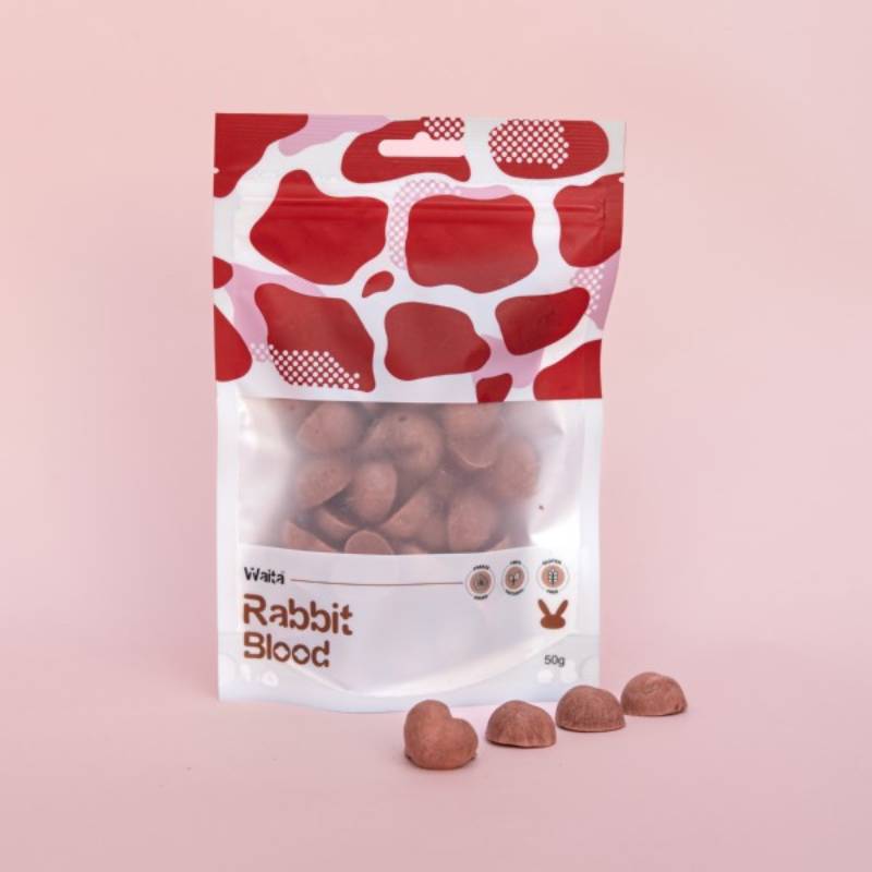 Waita Freeze Dried Rabbit Blood Dog &amp; Cat 50g—heart-shaped treats, perfect for pets!.