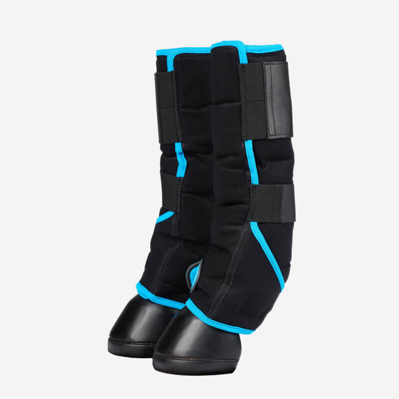 LeMieux Freeze Flow Ice Boot Hind Black Onesize for horse leg protection.