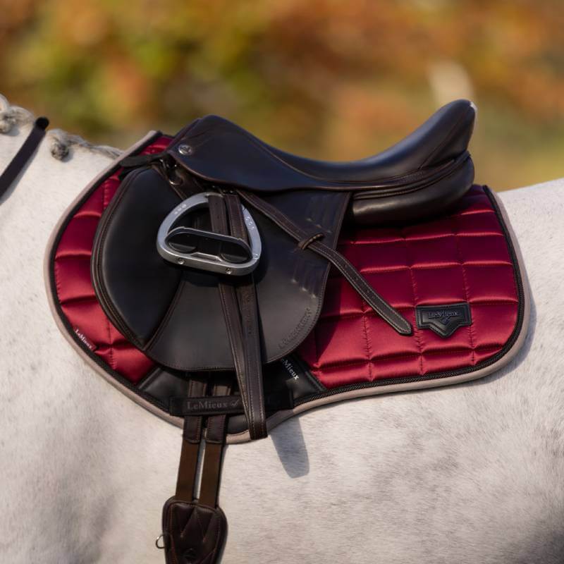 Lemieux Loire Classic Close Contact Square Ember