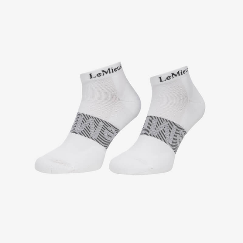 LeMieux Trainer Sock White 3pk with gray stripe and cushioned toe for comfort.