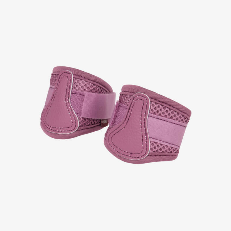 LeMieux Toy Pony Mesh Brushing Boots Mallow: pink mesh boots with Velcro, ideal for toy ponies.