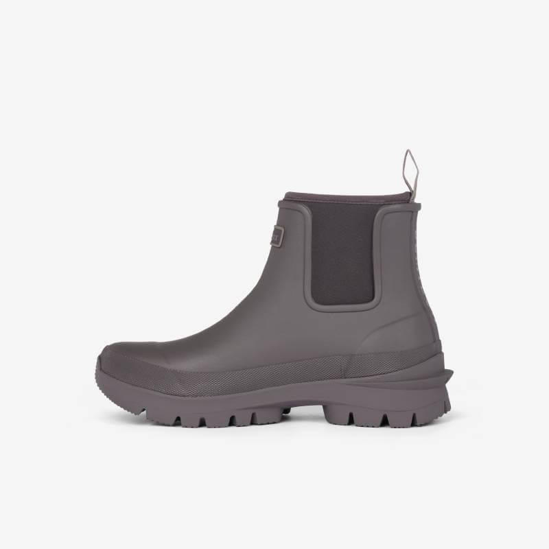 LeMieux Bramshaw Chelsea Welly in Cocoa with black panels and chunky sole, side view.
