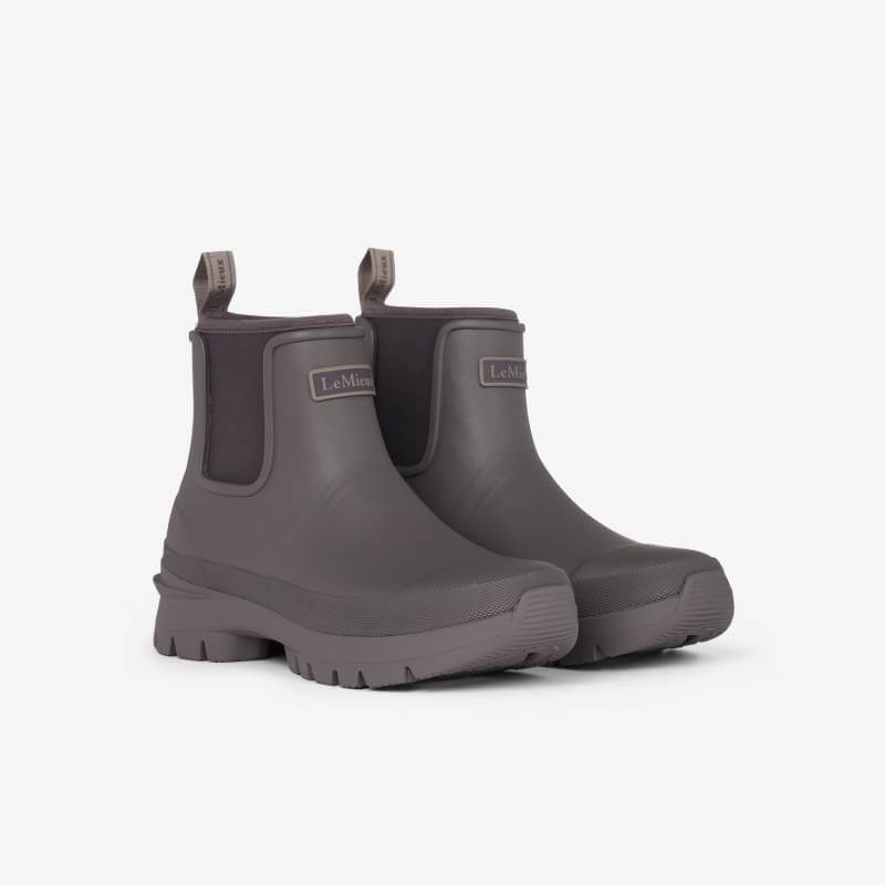 LeMieux Bramshaw Chelsea Welly Cocoa boots with chunky soles and pull tabs, ideal for outdoors.