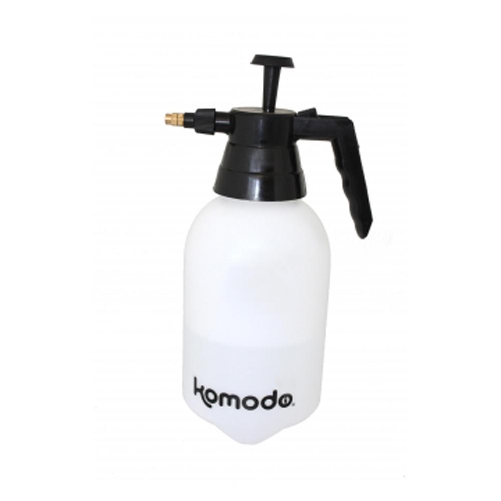 Komodo Pump Spray Mister Bottle 1.5Ltr with black handle and adjustable nozzle for misting pets.