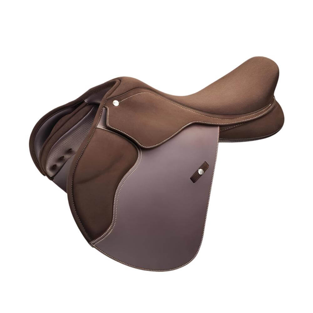 Wintec Pro Pony Jump Hart Saddle in brown leather, English style, by Wintec on white background.