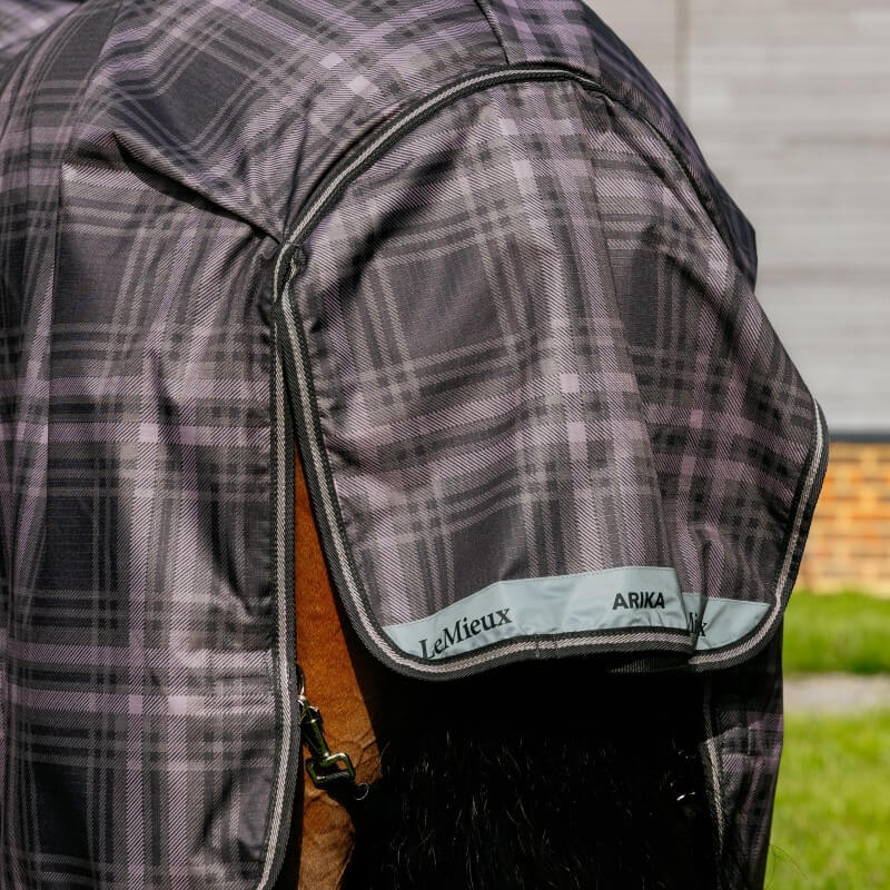 LeMieux Arika Heritage Check Medium Weight 100g Detachable Neck Turnout Rug Cocoa