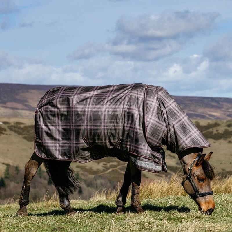 LeMieux Arika Heritage Check Medium Weight 100g Detachable Neck Turnout Rug Cocoa