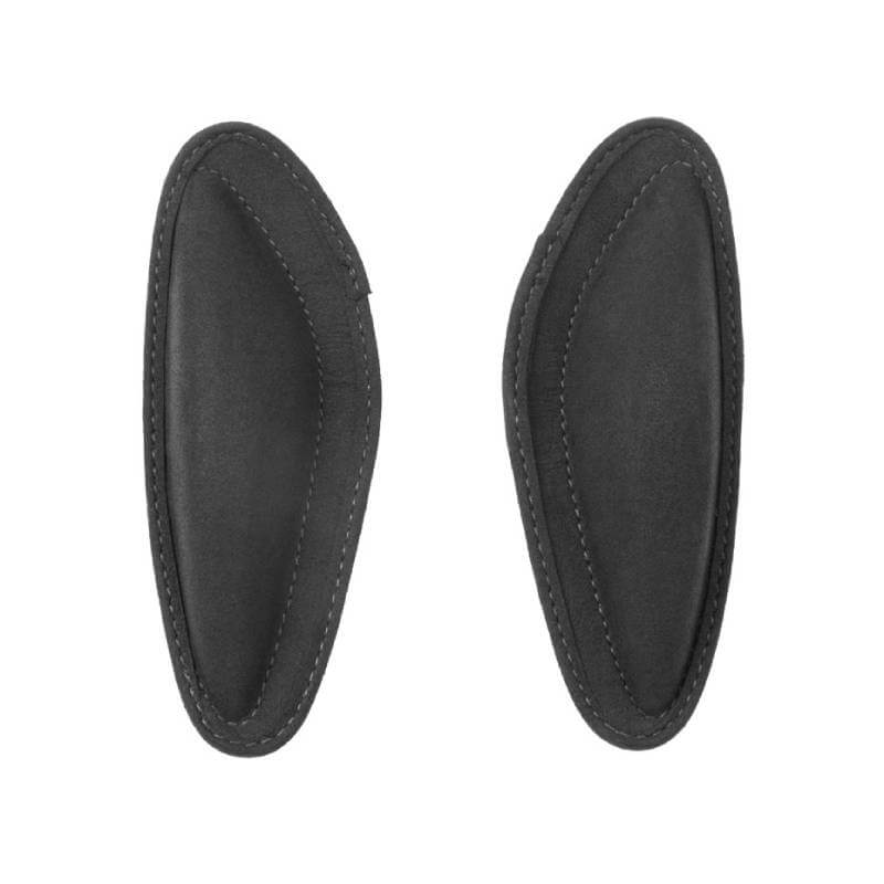 A pair of Wintec Flexibloc Jump Front Black blocks with visible stitching on a white background.