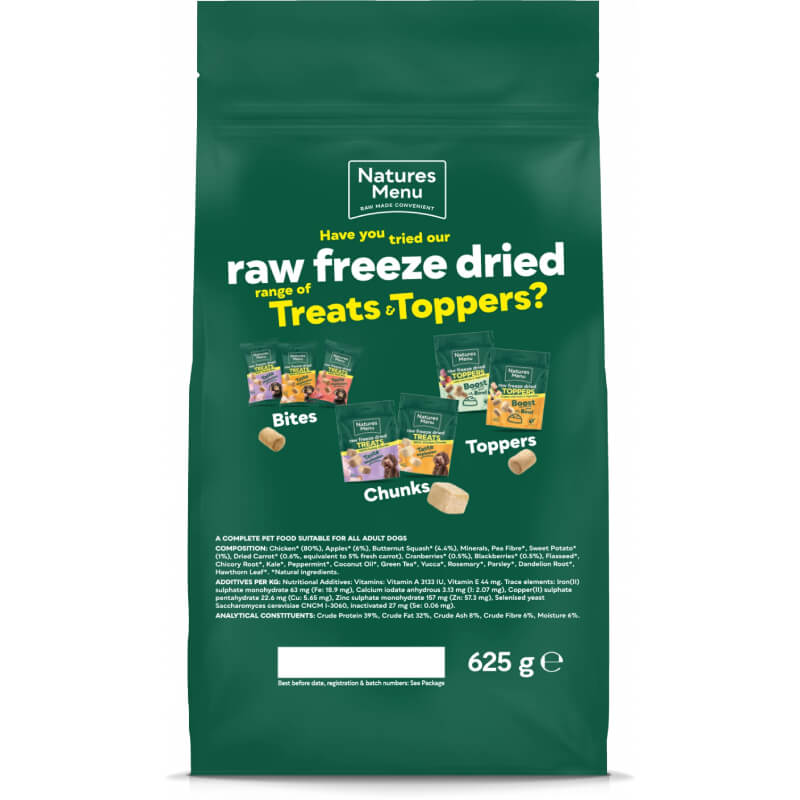 Green bag of Natures Menu Complete Freeze Dried 80/20 Chicken dog food with bites & chunks.